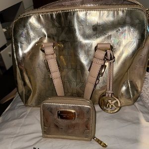 AUTHENTIC michael kors matching purse & wallet